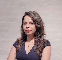 Headshot of Andrea Maxi